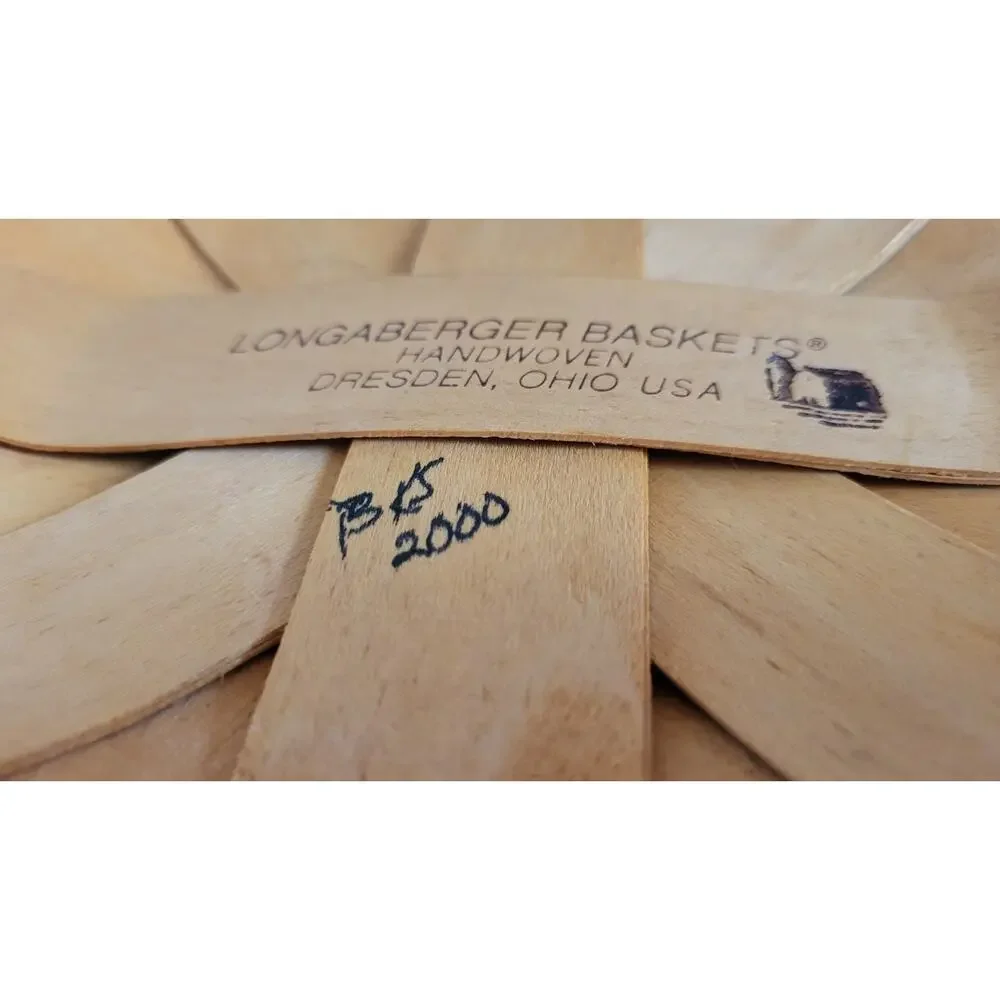 2000 Longaberger Basket Round Heartland Darning Basket 10